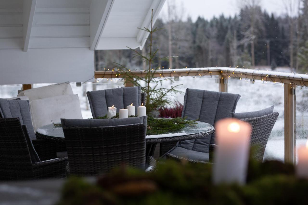 Mysig Laegenhet Med Oeppen Planloesning Pa Haestgard. Villa Ljung ภายนอก รูปภาพ
